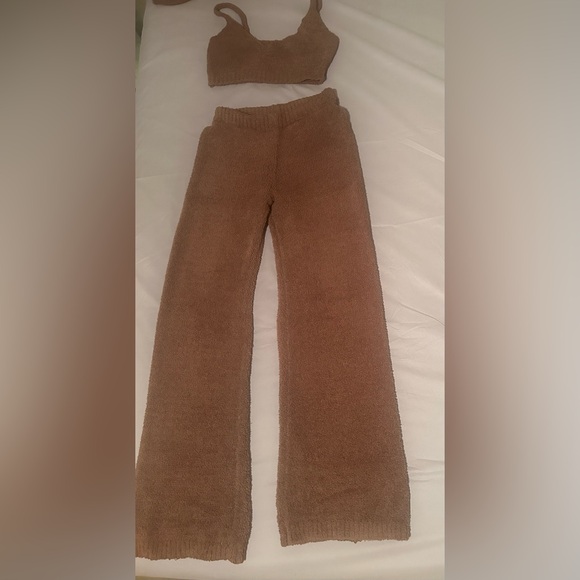 Fashion Nova 3 Piece Pant Set - Picture 4 of 8